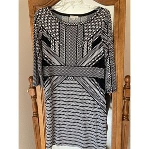 MAX STUDIO 3/4 sleeve Geometric Pattern Black and White dress Sz S 35.5" long